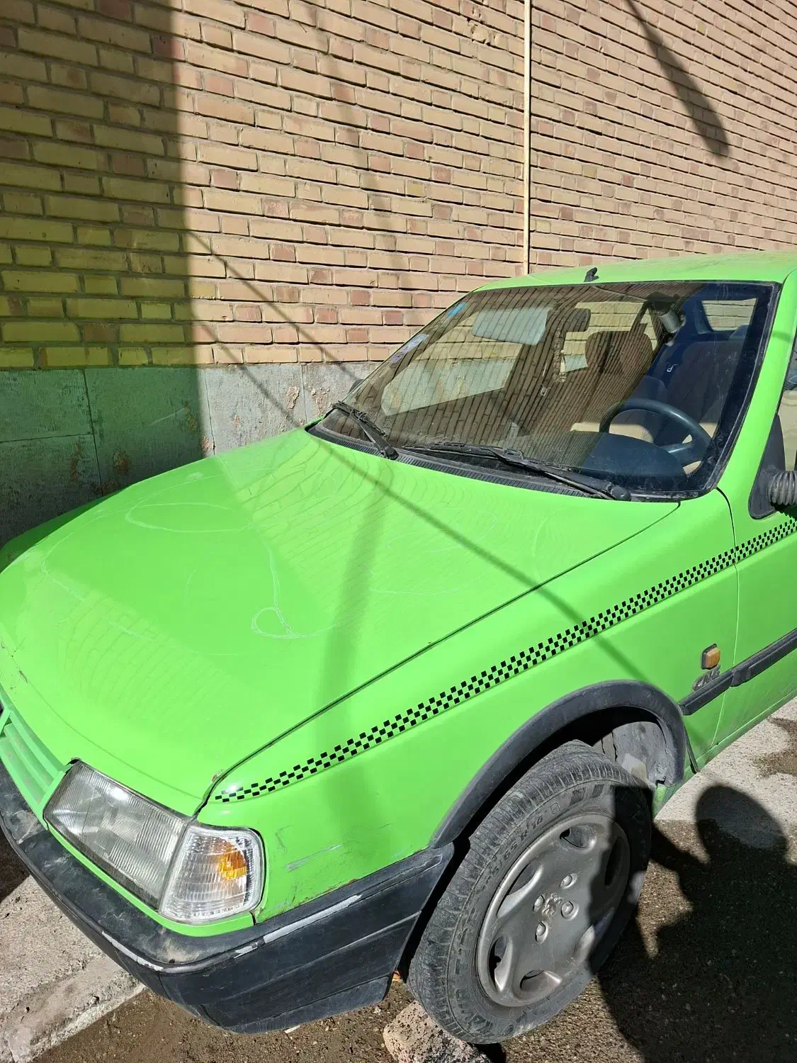 تاکسی سبز|خودرو سواری و وانت|پرند, فاز ۱|دیوار