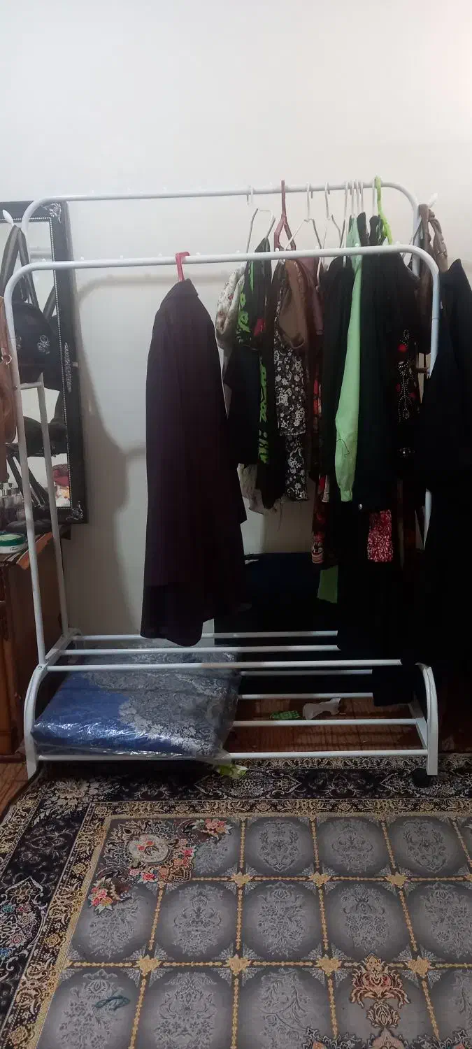 رخت اویز ۲ردیفه جنس فلز و سبک|بندرخت و رختآویز|فولادشهر, B5|دیوار