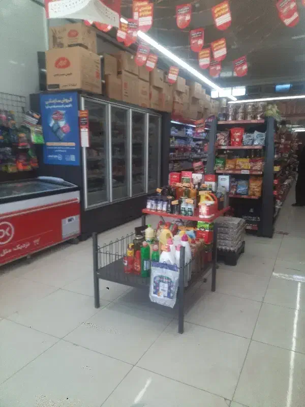 کار فروشگاه|استخدام خدمات فروشگاه و رستوران|تاکستان, |دیوار