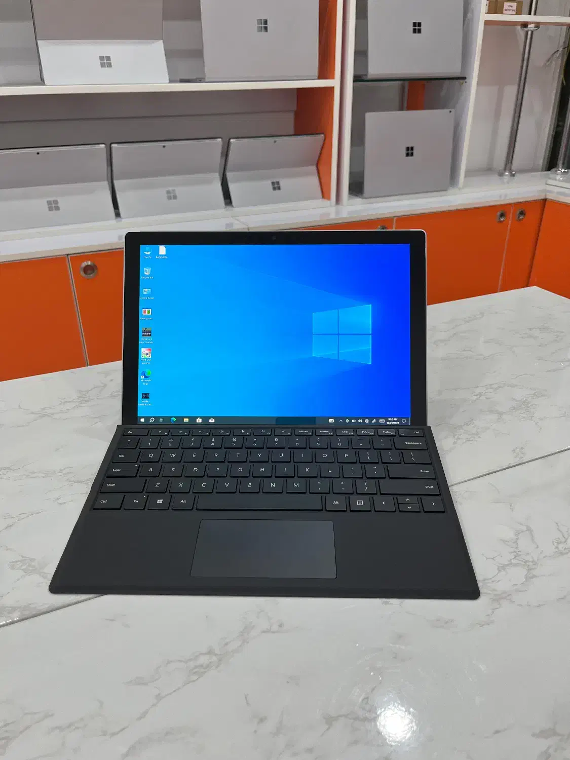 سرفیس پرو ۵ surface pro 5 i5|رایانه همراه|شیراز, ملاصدرا|دیوار
