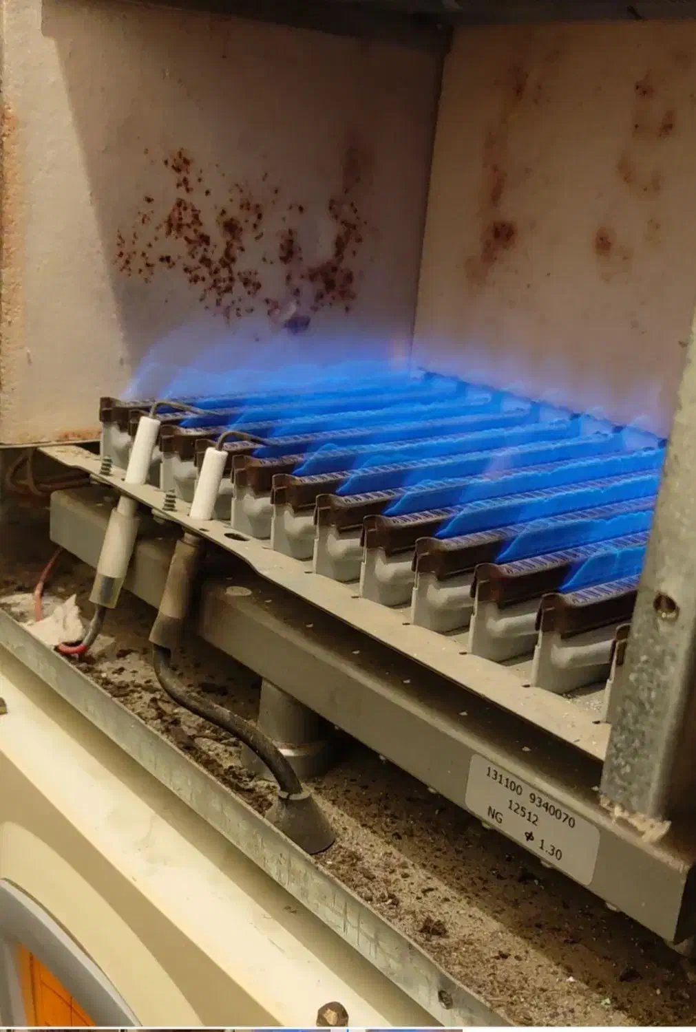 نمایندگی تعمیرات پکیج تعمیرکارپکیج سرویس کار پکیج|خدمات پیشه و مهارت|اردبیل, |دیوار