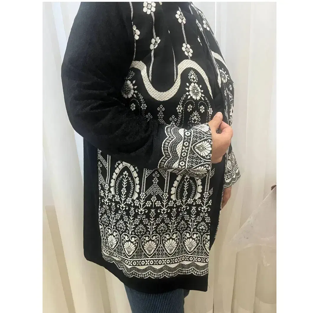 کت مشکی مخمل شیک سایزه44 نو نو اصلا استفاده نکردم|لباس|اراک, |دیوار