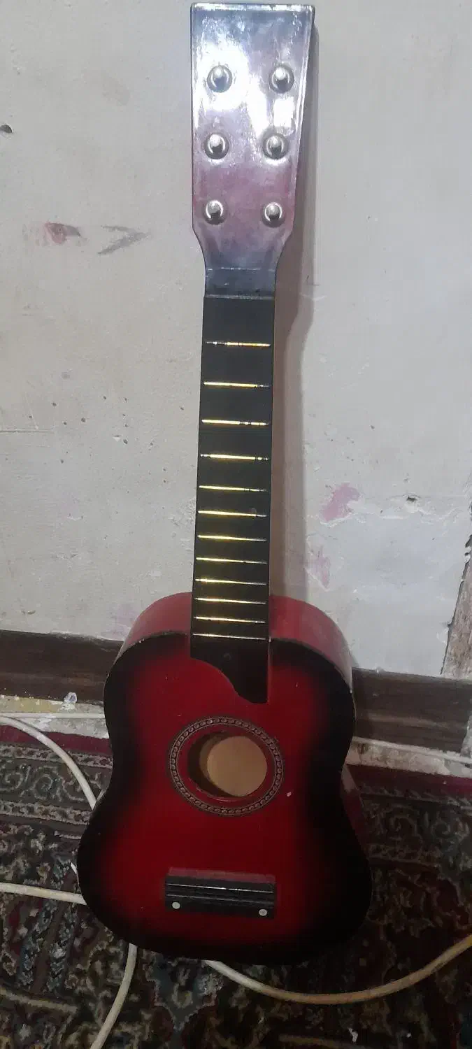 گیتار سایز کوچیک|گیتار، بیس، امپلیفایر|تهران, هلال احمر|دیوار