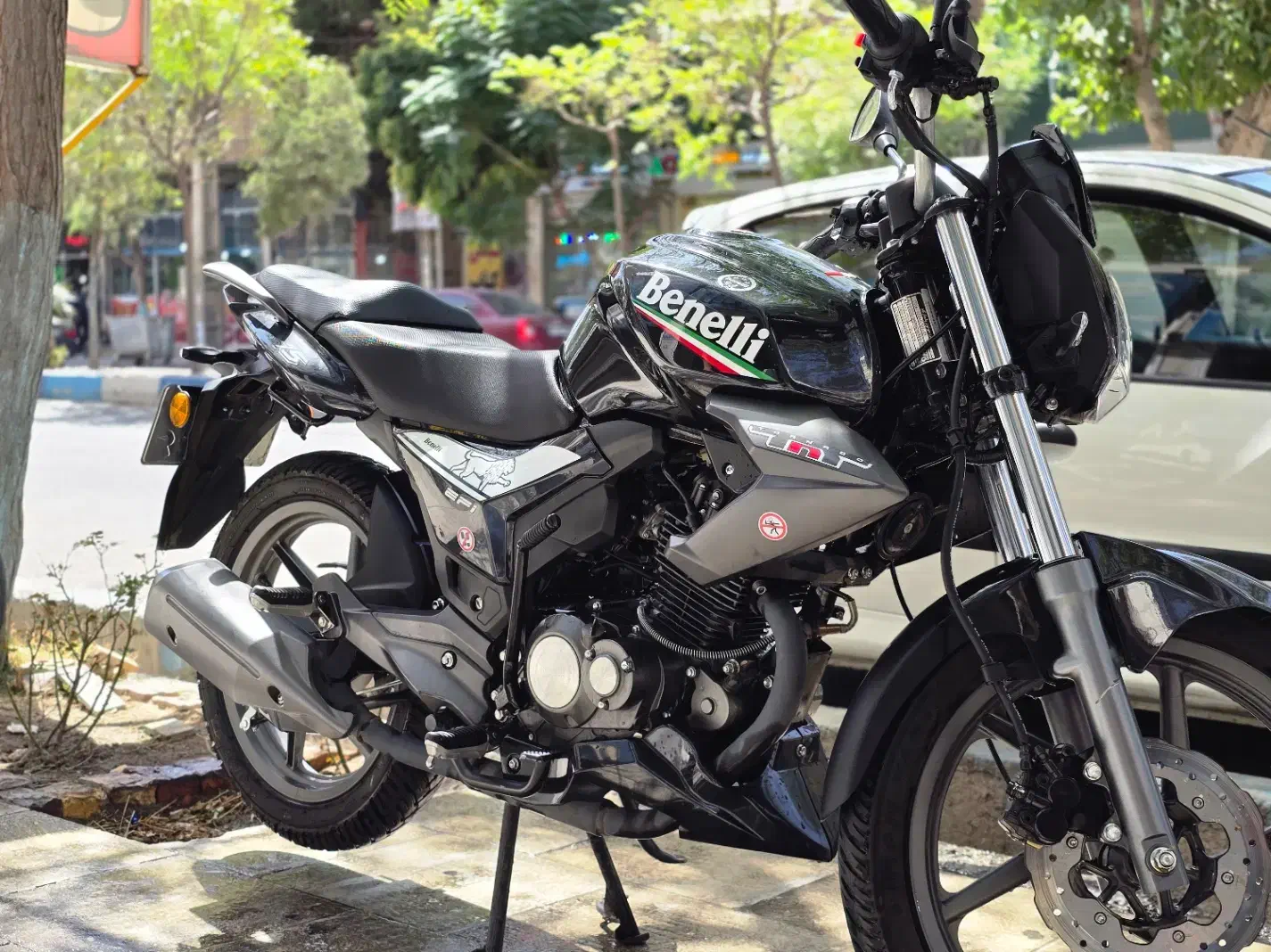 بنلی ۱۵۰ tnt آکبند|موتورسیکلت|رباط‌کریم, رباط‌کریم|دیوار