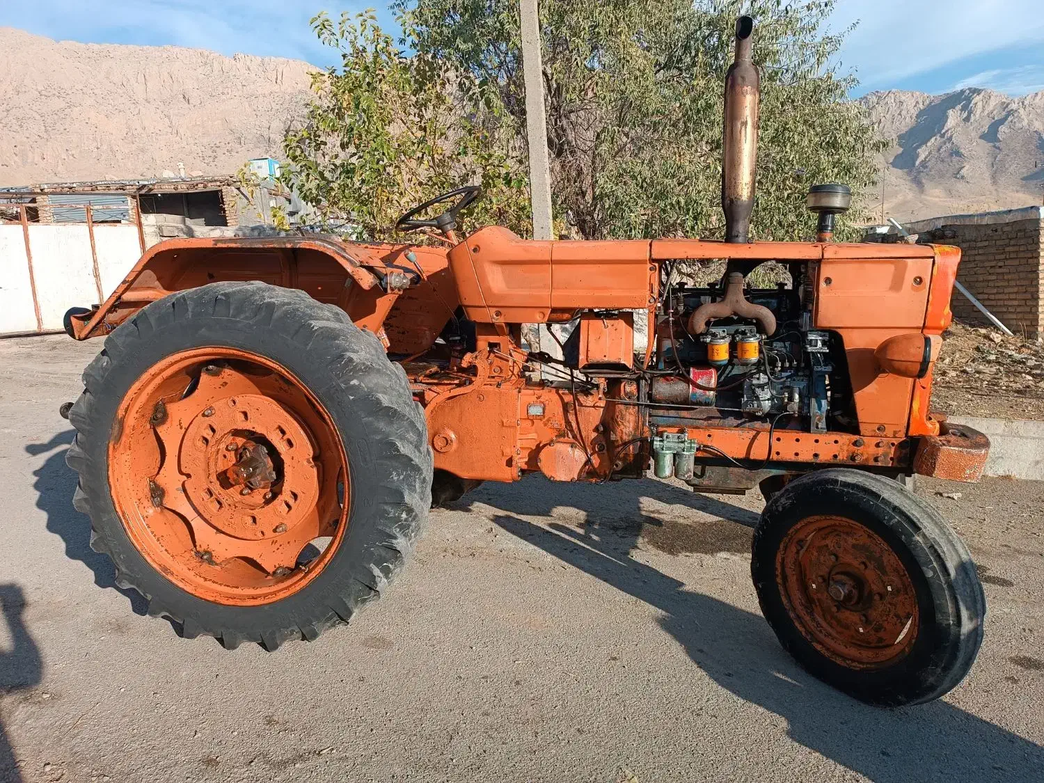 تراکتور رومانی مدل 68درحد خشک کلا فابریک|خودرو سنگین|روانسر, |دیوار