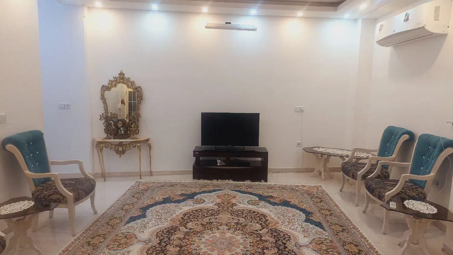 منزل دربست به صورت همکف خ سلمان فارس|اجارهٔ خانه و ویلا|کاشان, شهرک فرهنگیان|دیوار