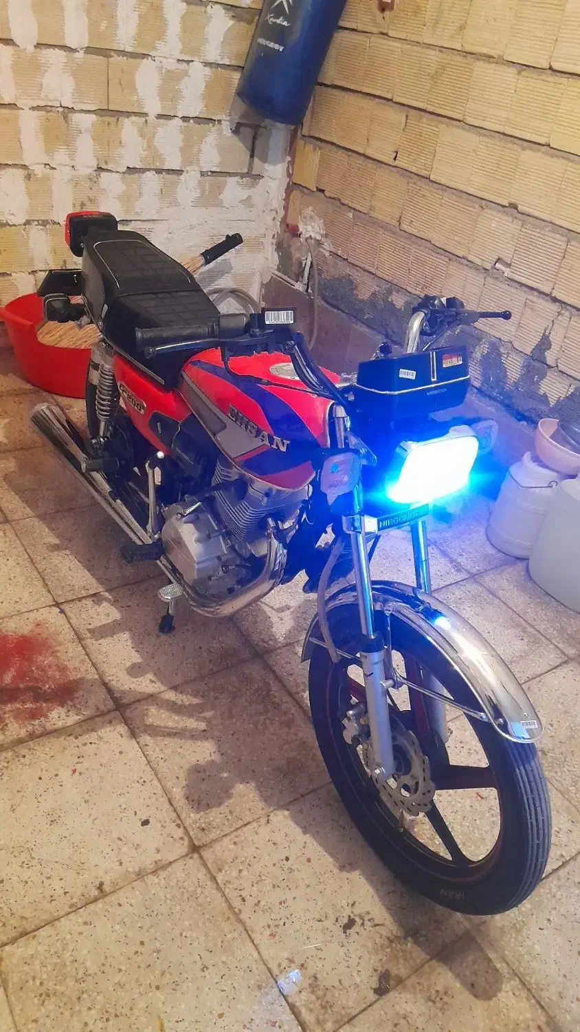 فروش فوری موتورسیکلت احسان مدل ۴۰۴|موتورسیکلت|کرمانشاه, |دیوار