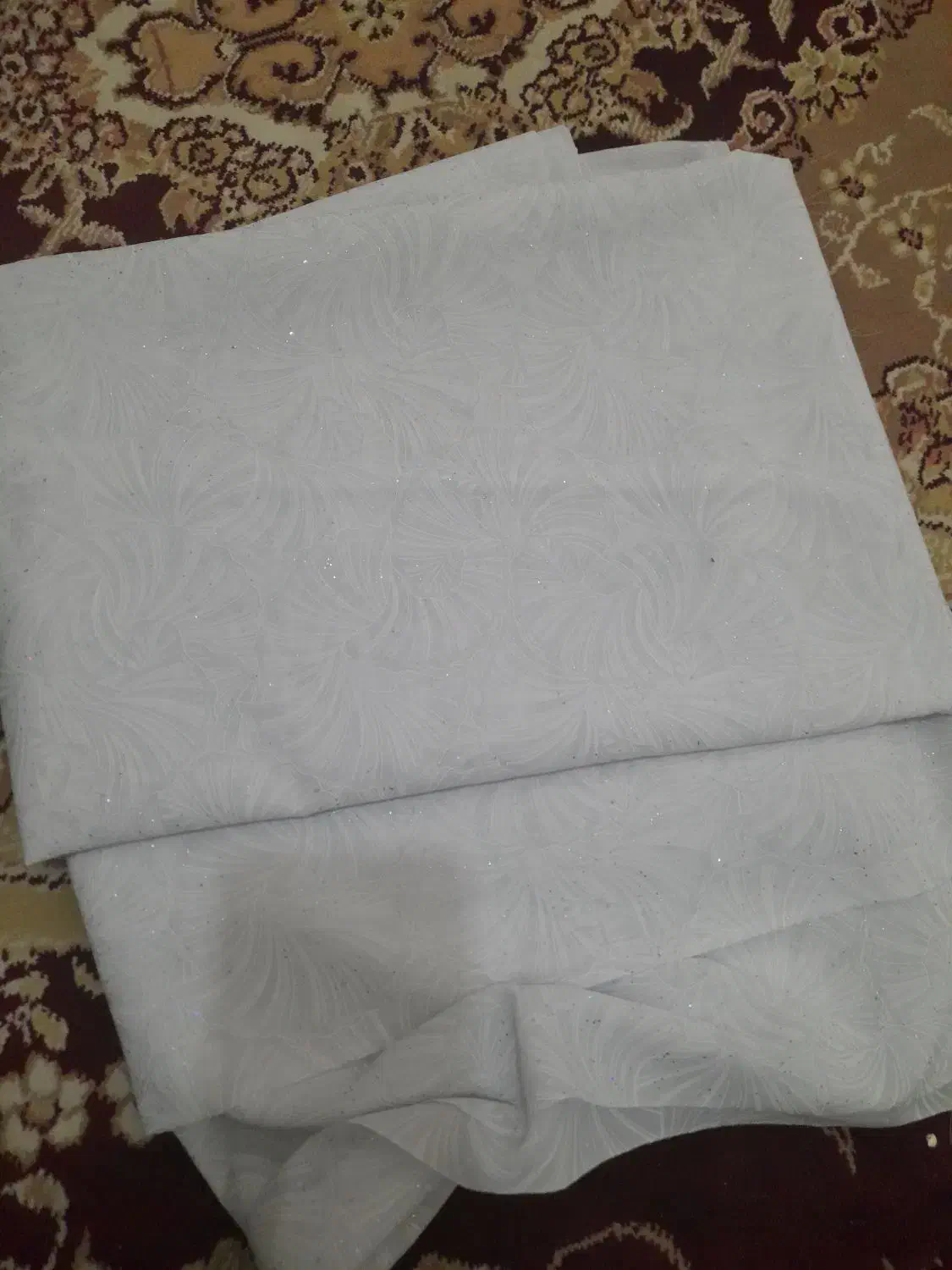 چادر عروس|لباس|خرم‌آباد, |دیوار