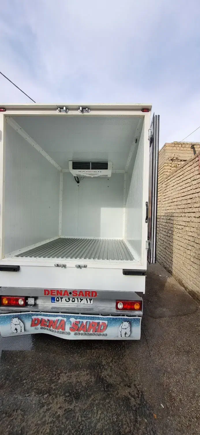 نیسان مدل ۴۰۲|خودرو سواری و وانت|فلاورجان, |دیوار