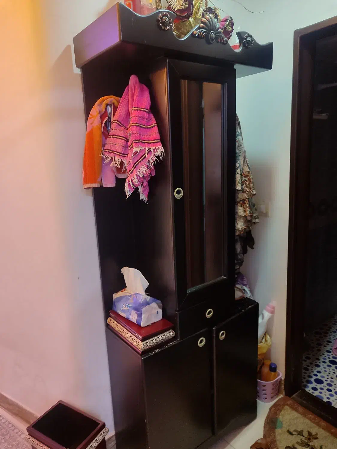 جا کفشی و میز آیینه|بوفه، ویترین، کنسول|کاشمر, |دیوار