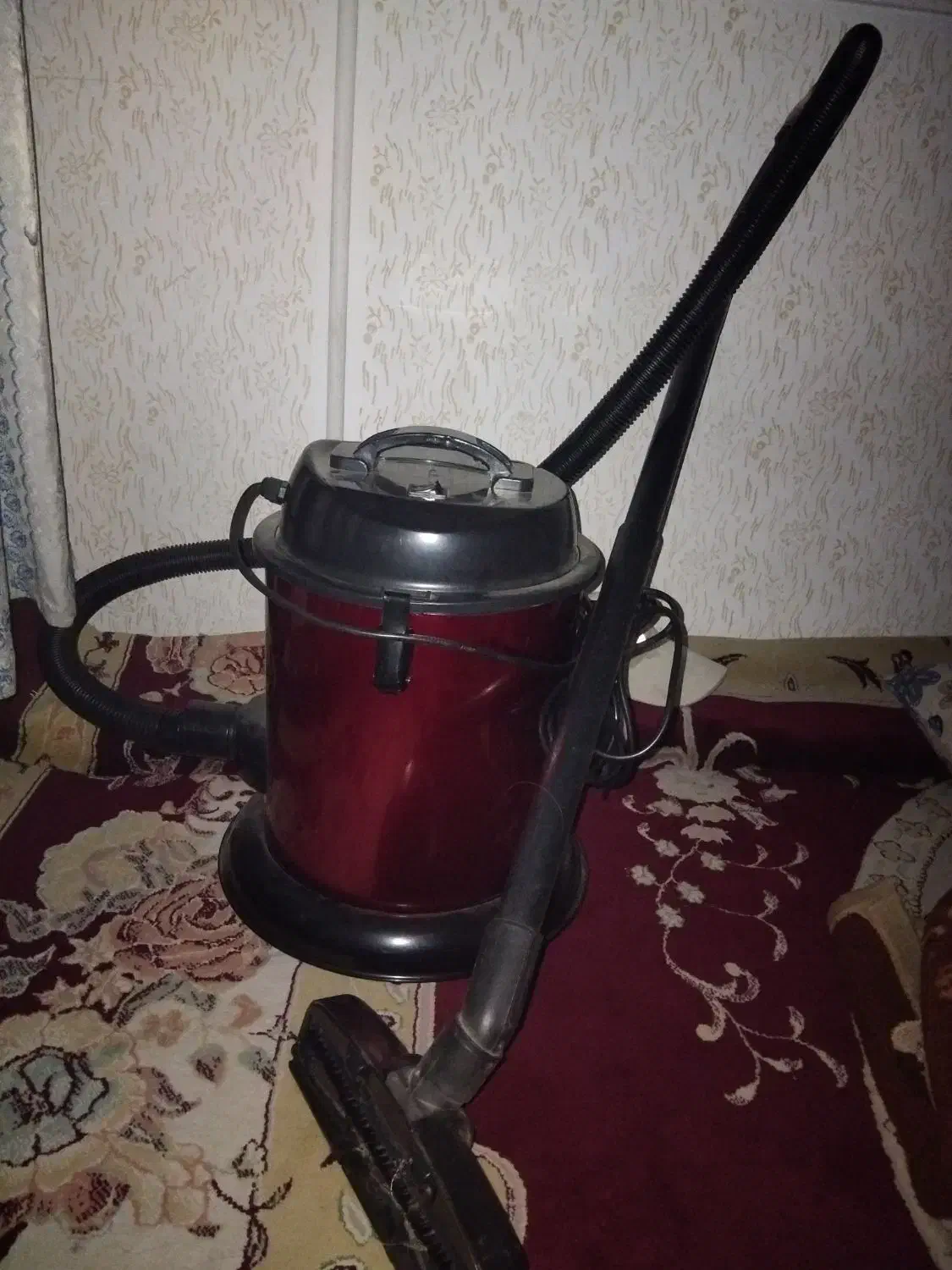 یک عدد جاروبرقی کهکشان|جاروبرقی، جارو شارژی، بخارشو|قم, آذر (نکویی)|دیوار
