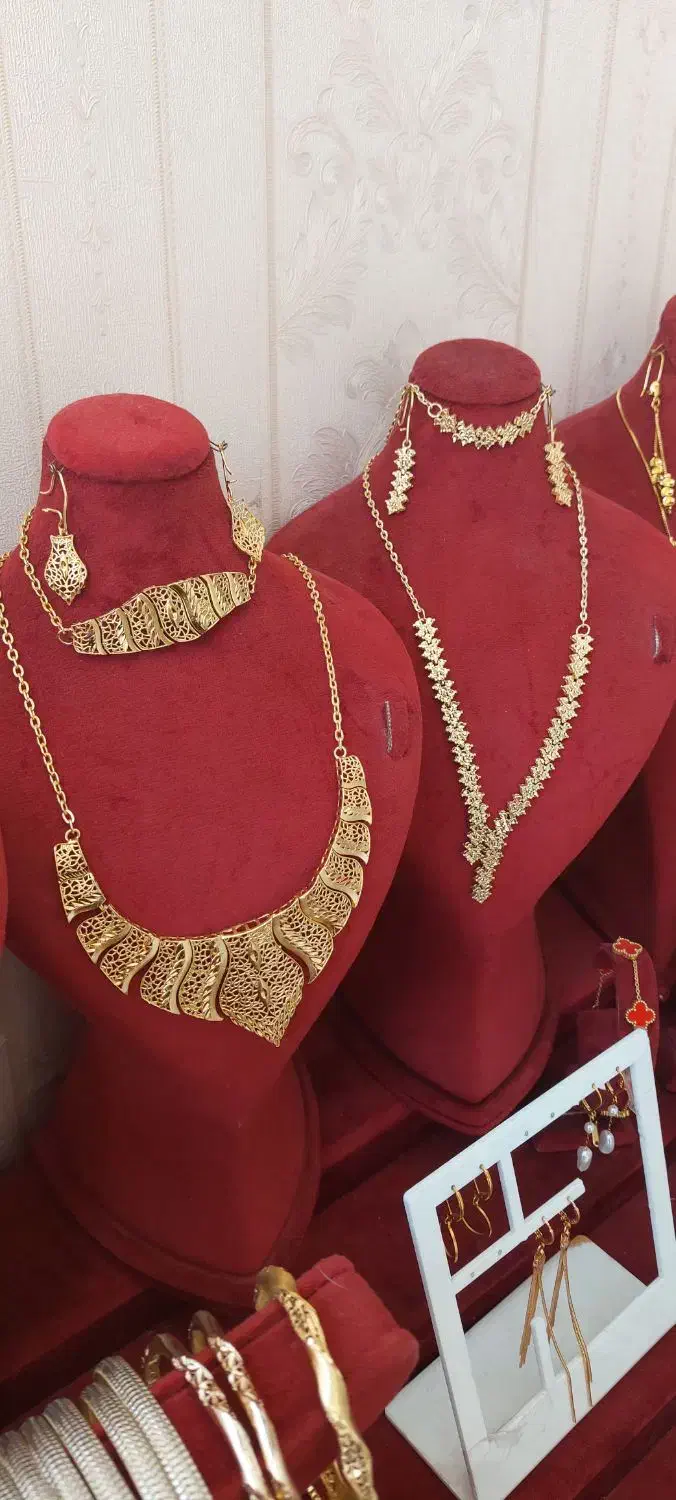 بدلیجات سرویس دستبند گردنبند انگشتر|بدلیجات|قم, نیروگاه|دیوار