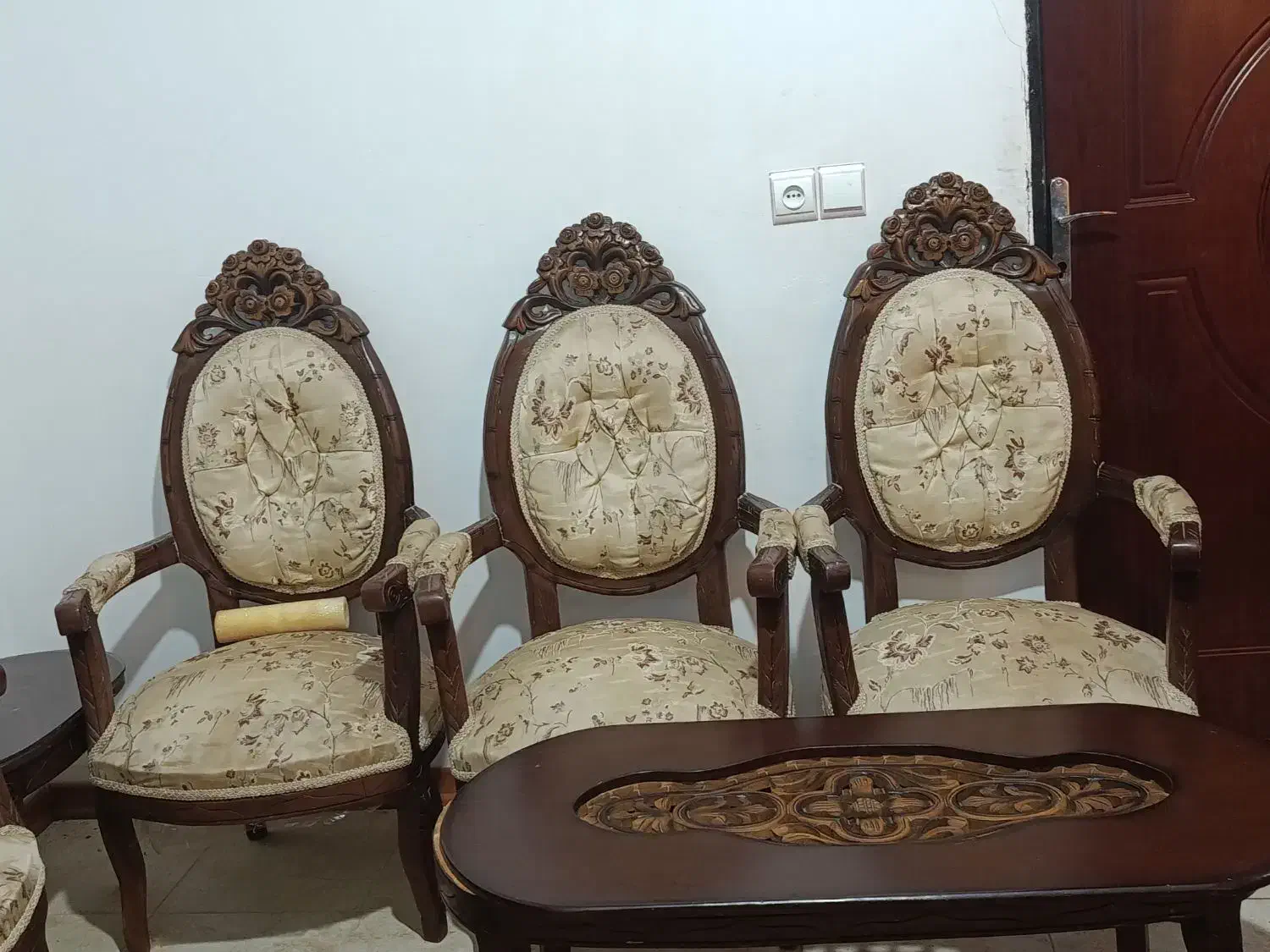 باسلام مبل سلطنتی ۸نفره سالم و تمیز|مبلمان خانگی و میز عسلی|رفسنجان, |دیوار