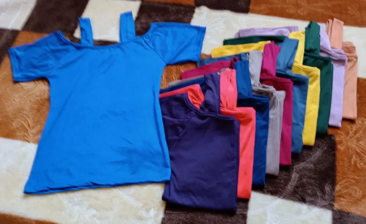 حراج تاپ و لباس زیر|لباس|شاهینشهر, شهرک گلدیس|دیوار