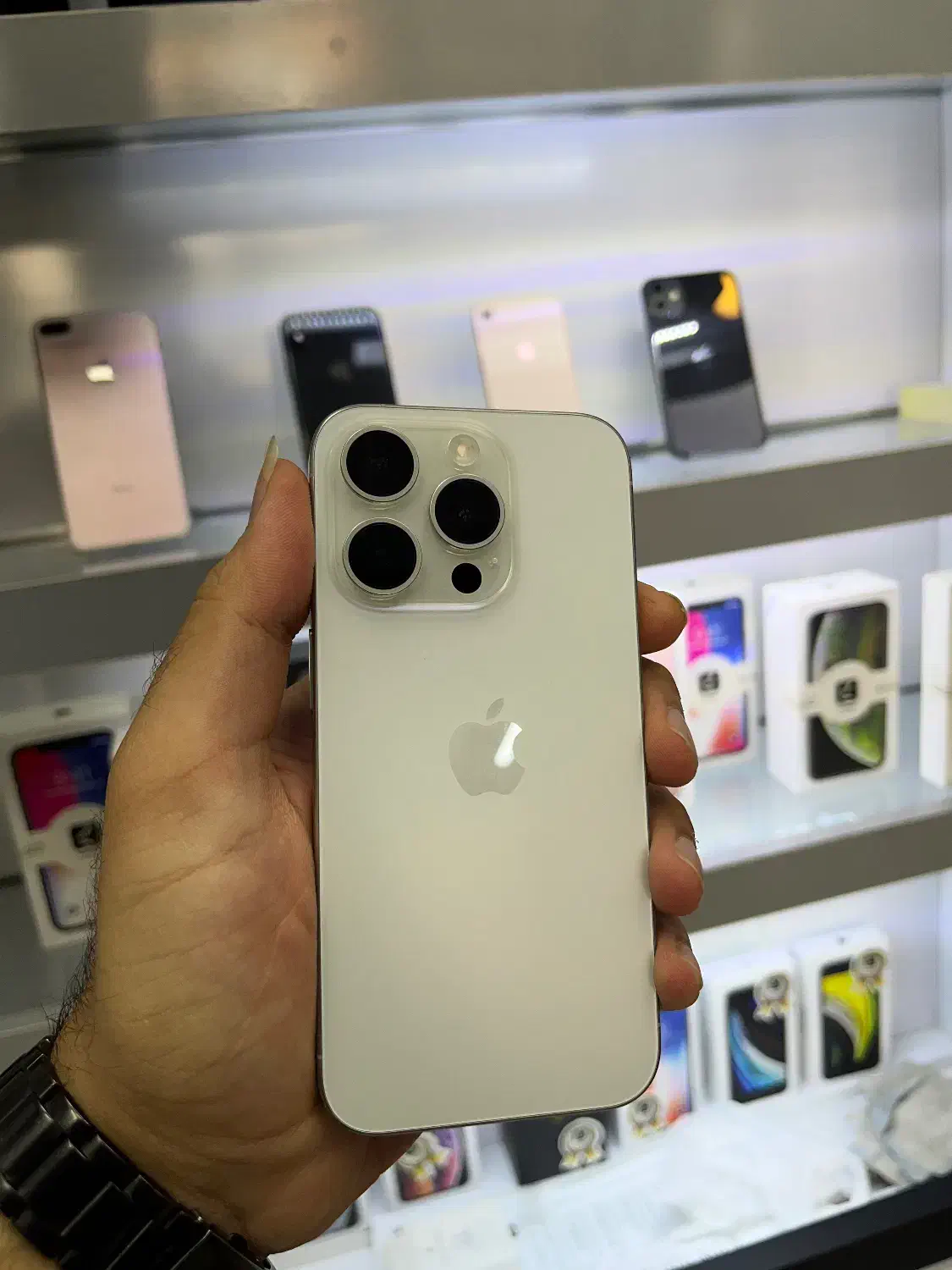 آیفون 15PROMAX بسیار تمیز|موبایل|سبزوار, کاشفی شمالی (دادگستری)|دیوار