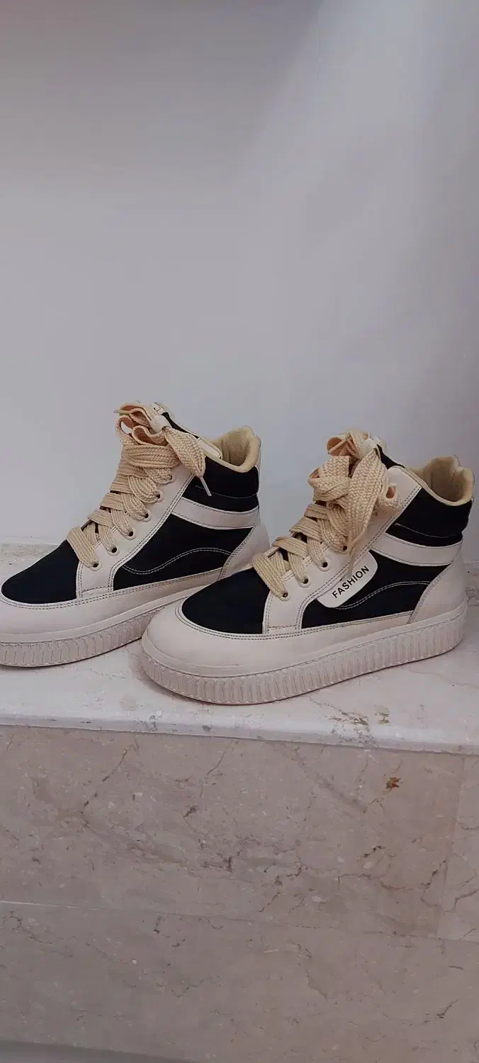 کتانی ساقدار نو ۵۰۰ تومن سایز ۴۰|کیف، کفش، کمربند|لاهیجان, امیرشهید|دیوار