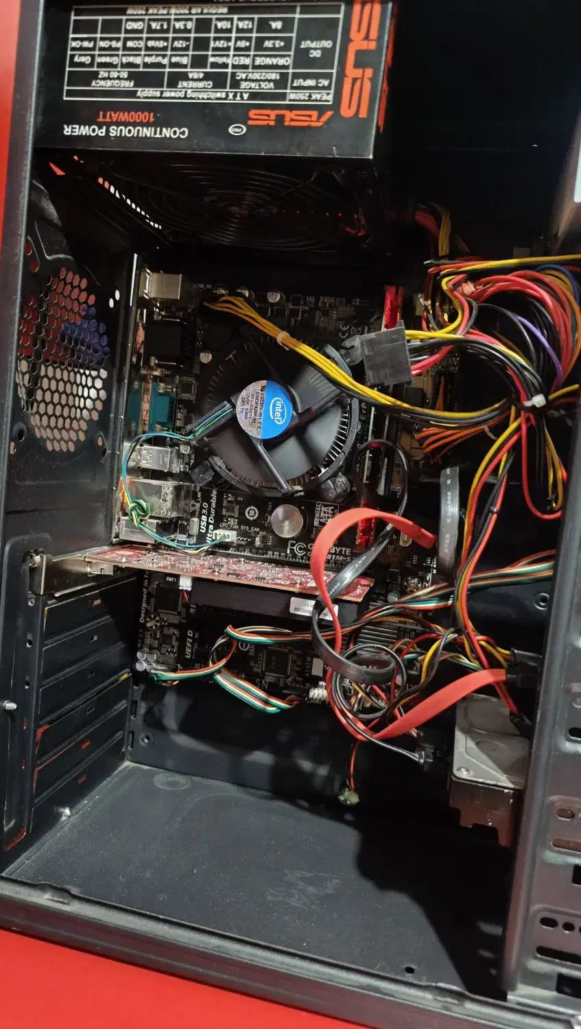 کیس و مانیتور|رایانه رومیزی|بناب, |دیوار