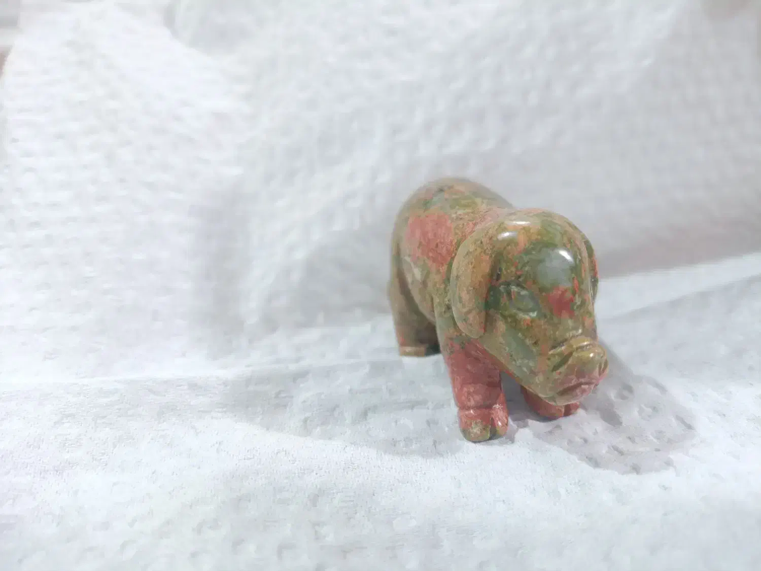 مجسمه سنگی خوک|مجسمه، تندیس، ماکت|اردبیل, |دیوار