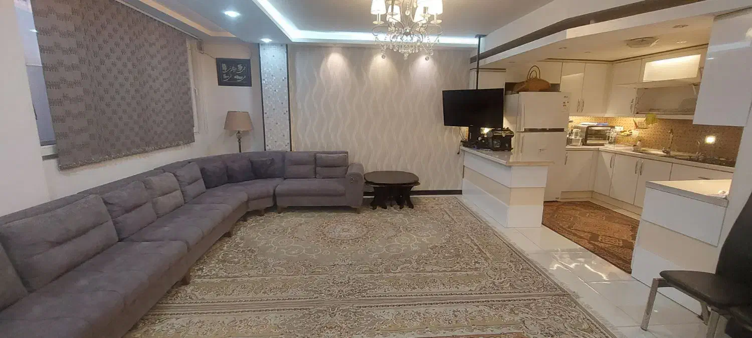 دوخوابه۱۰۰متر/لوکس/خریدازمالک ،بدون واسطه/مرکز شهر|فروش آپارتمان|شیراز, وصال|دیوار