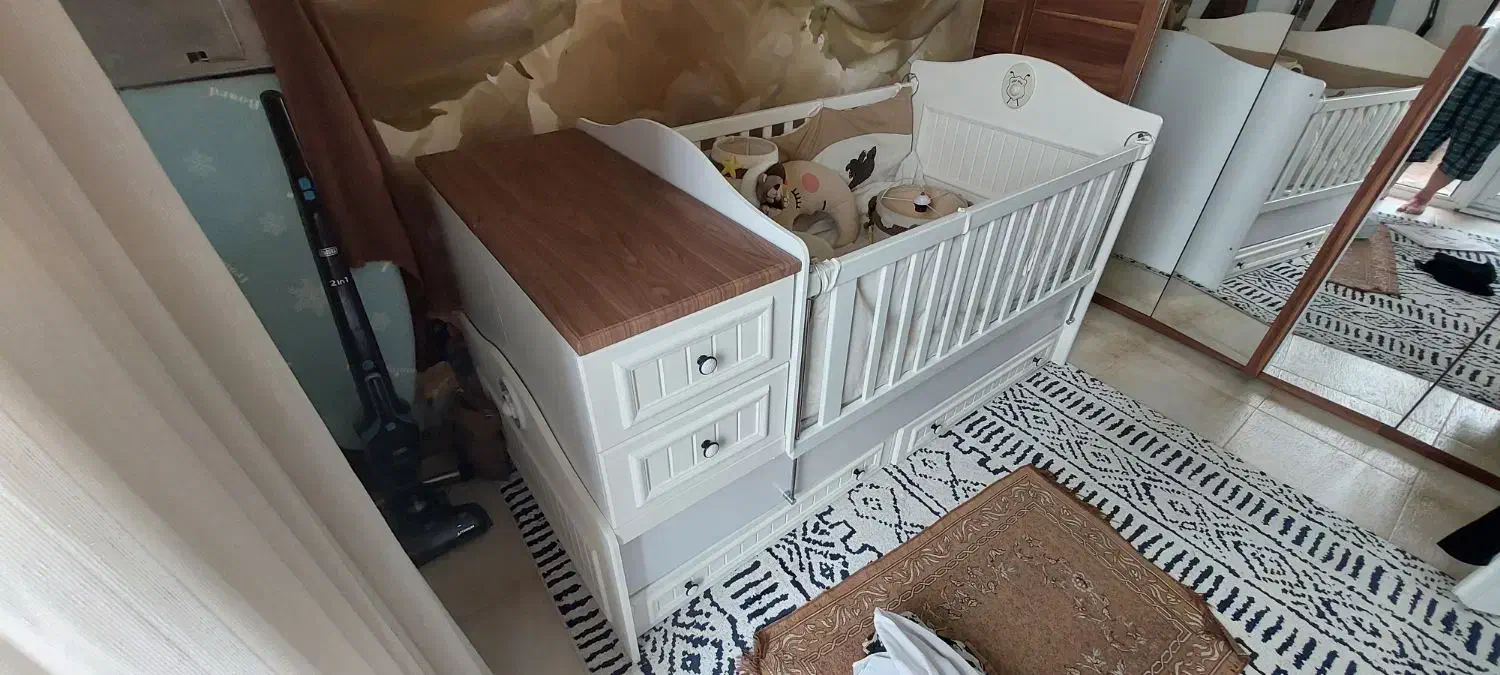 تخت کودک به همراه آکسسوری|تخت و سرویس خواب|کرمانشاه, |دیوار