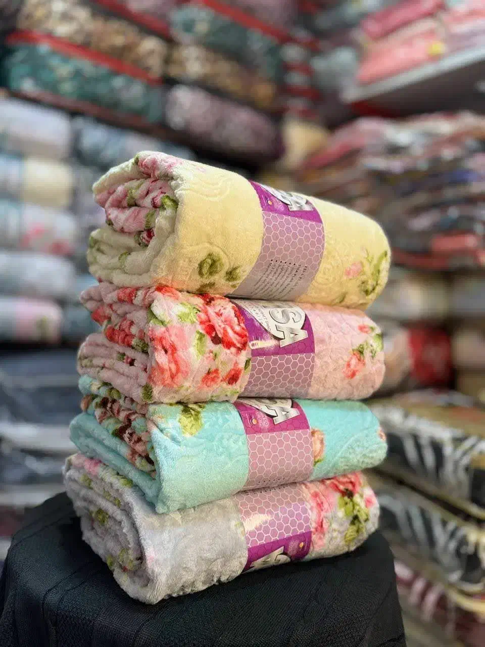 پتو زیبا و شیک|رختخواب، بالش، پتو|سرپل ذهاب, |دیوار