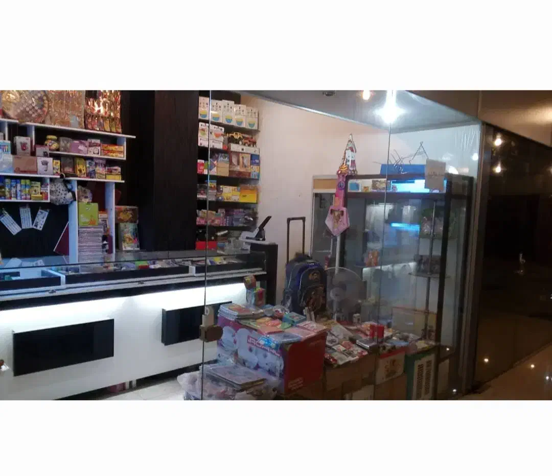 مغازه ی اجاره ای|اجارهٔ مغازه و غرفه|قم, ارم|دیوار