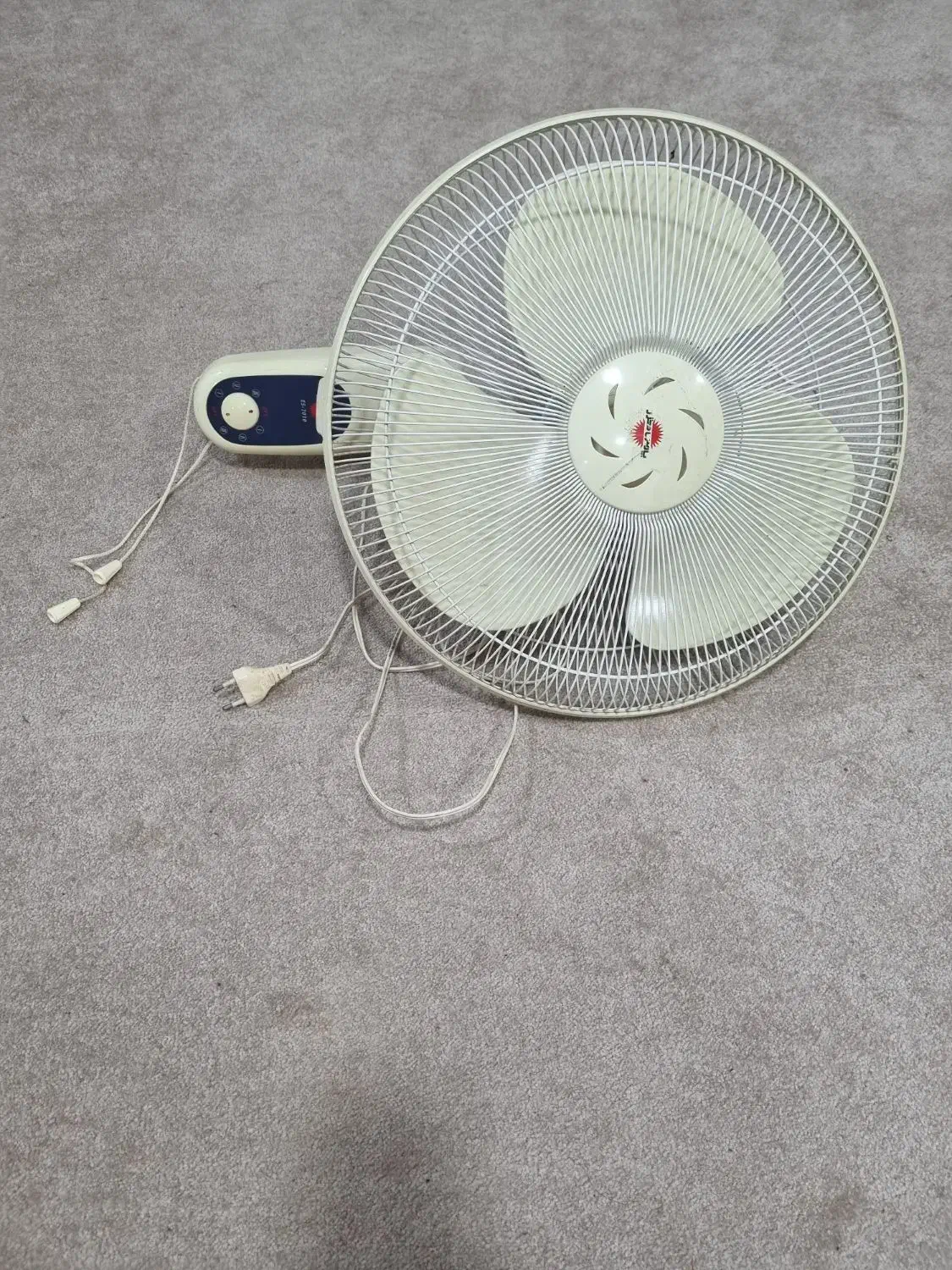 پنکه|پنکه و تصفیه‌کنندهٔ هوا|چغادک, |دیوار