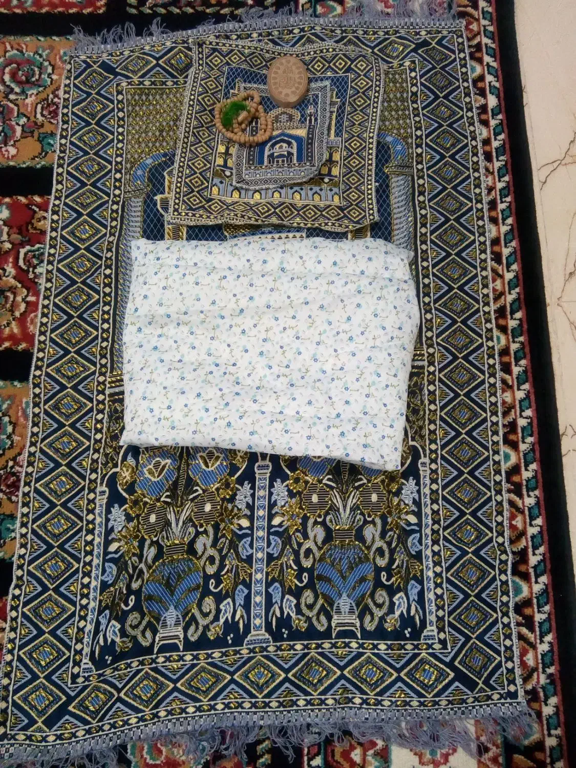 سجاده،چادرنماز|لباس|خرم‌آباد, |دیوار