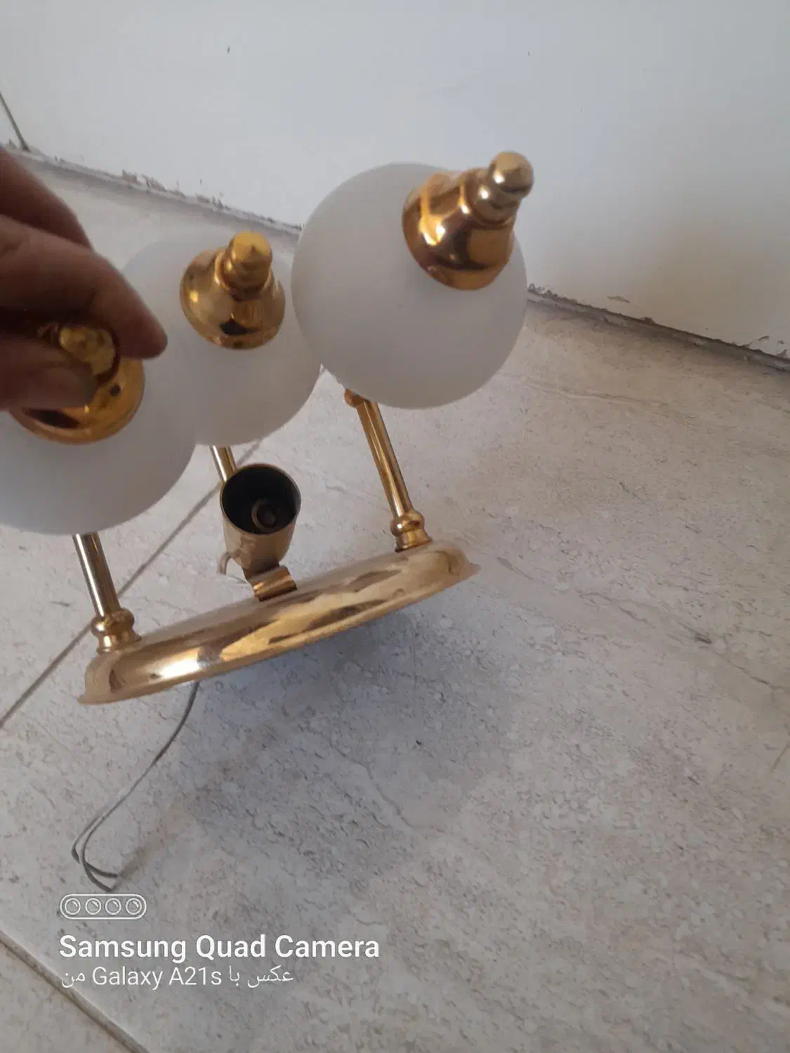 چراغ دیواری سالم برنز به قیمت مناسب|لوستر و چراغ آویز|سهند, |دیوار