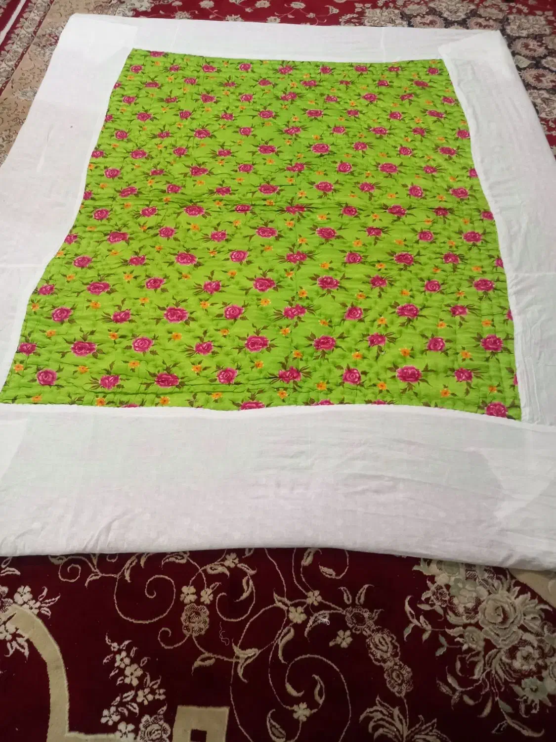 لحاف|رختخواب، بالش، پتو|اراک, |دیوار