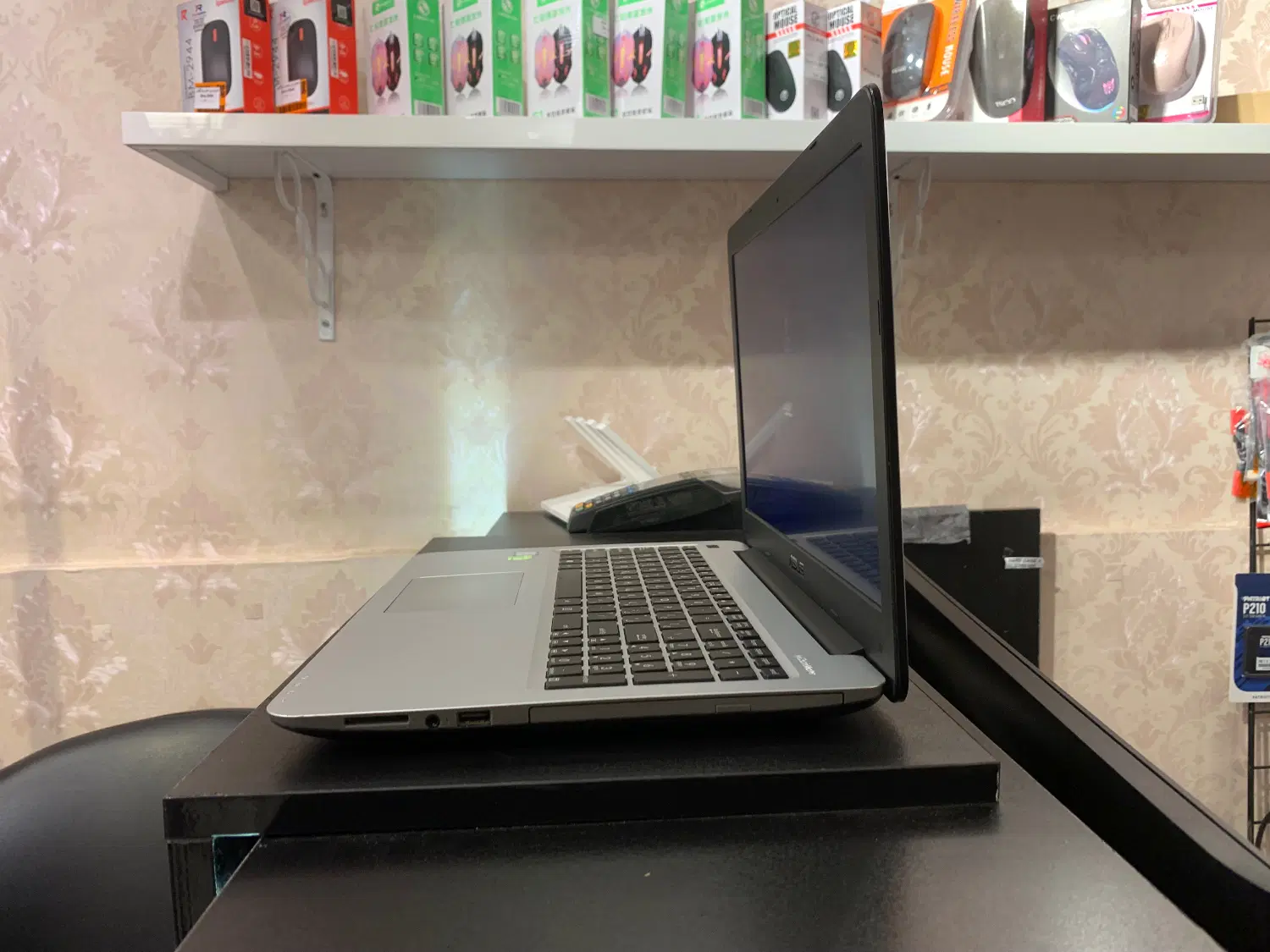 Asus vivobook k556u|رایانه همراه|بروجرد, |دیوار