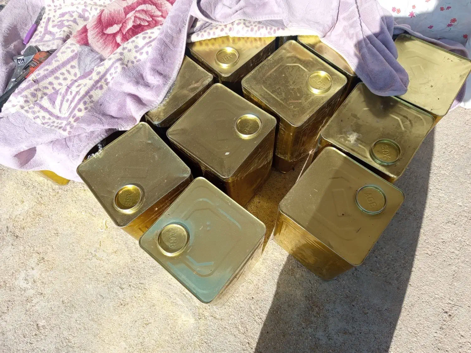 عسل طبیعی و بهترین کیفیت یک تن موجود است|خوردنی و آشامیدنی|اندیکا, |دیوار