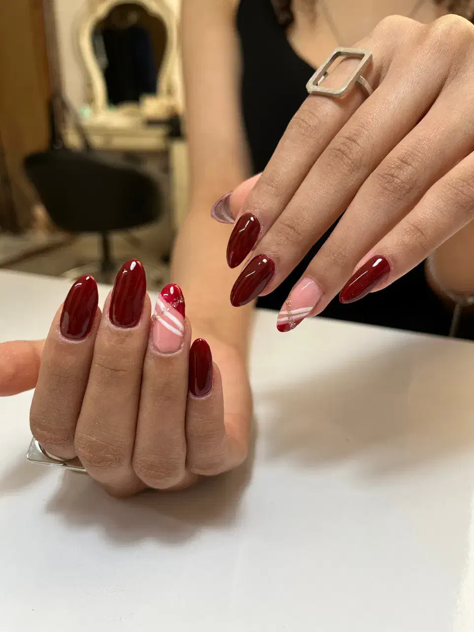 کاشت ناخن با تخفیف یلدایی|خدمات آرایشگری و زیبایی|رشت, فلسطین|دیوار