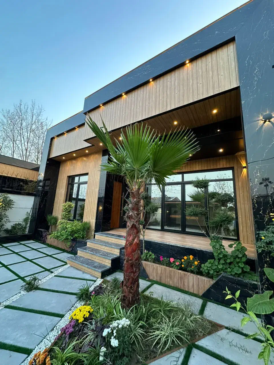 ویلا نما مدرن 700متری شهر(خشکبیجار) مدارک تکمیل|فروش خانه و ویلا|رشت, گلسار|دیوار