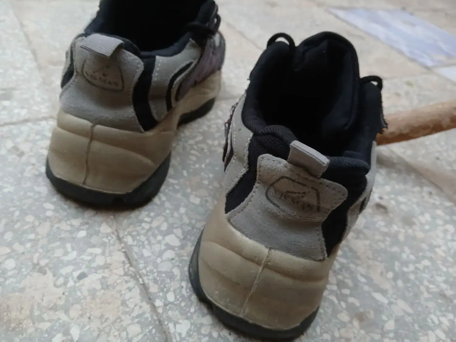 کتونی|کفش و لباس بچه|قم, نوقطار|دیوار