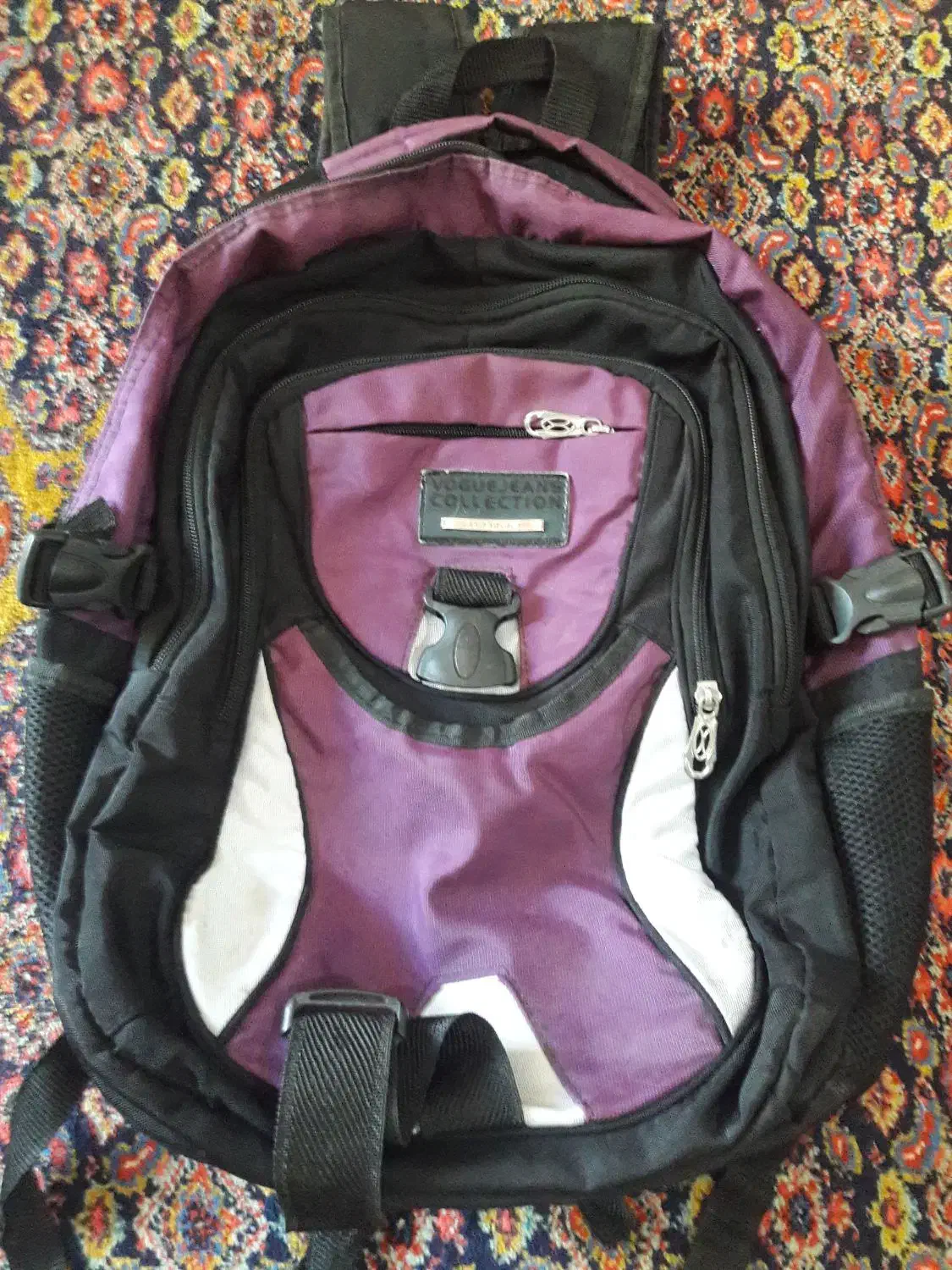 تعدادی کیف رودوشی و کوله پشتی|کیف، کفش، کمربند|اردبیل, |دیوار