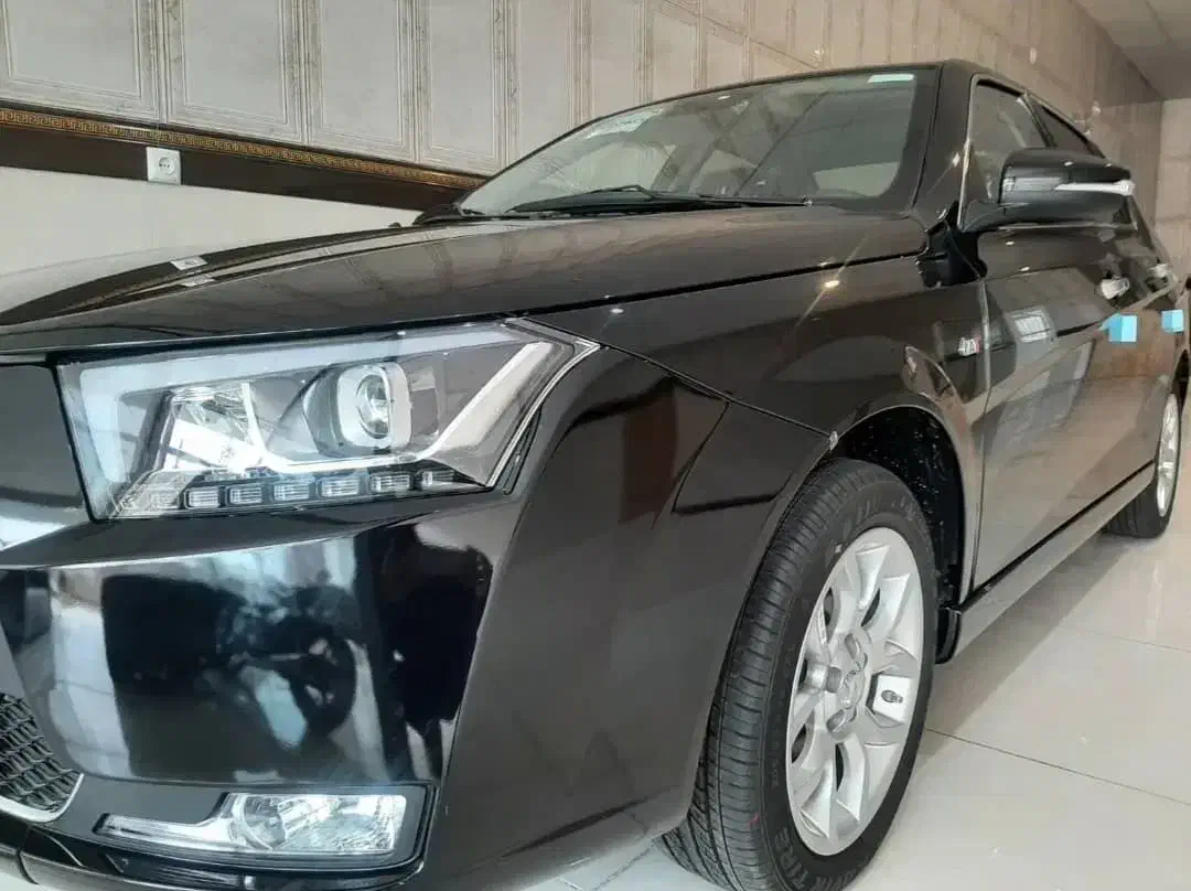 دنا پلاس صفر اتومات|خودرو سواری و وانت|کرج, کوی کارمندان شمالی|دیوار