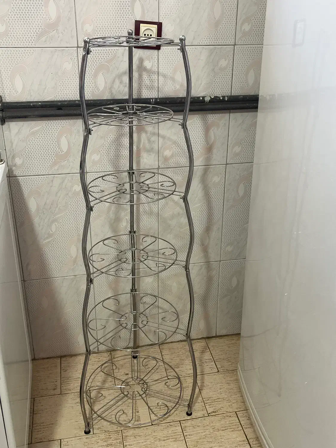 استند قابلمه|آبچکان و نظمدهنده ظروف|صحنه, |دیوار