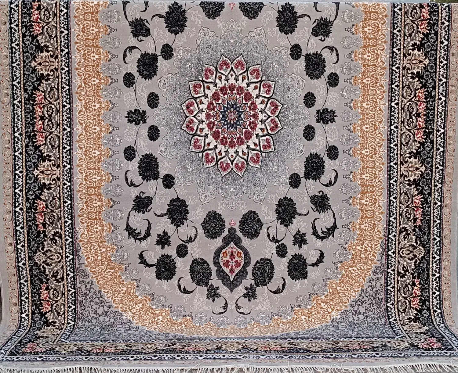 حراج تعدادمحدودی فرش12و6متری به قیمت کارخانه|فرش|بندر گناوه, |دیوار