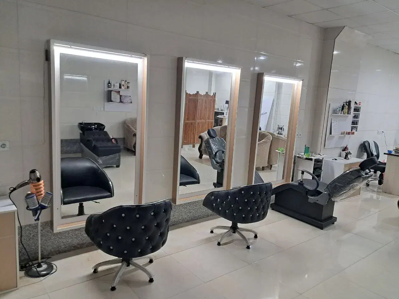 سالن زیبایی|مبلمان اداری|خرمدره, |دیوار