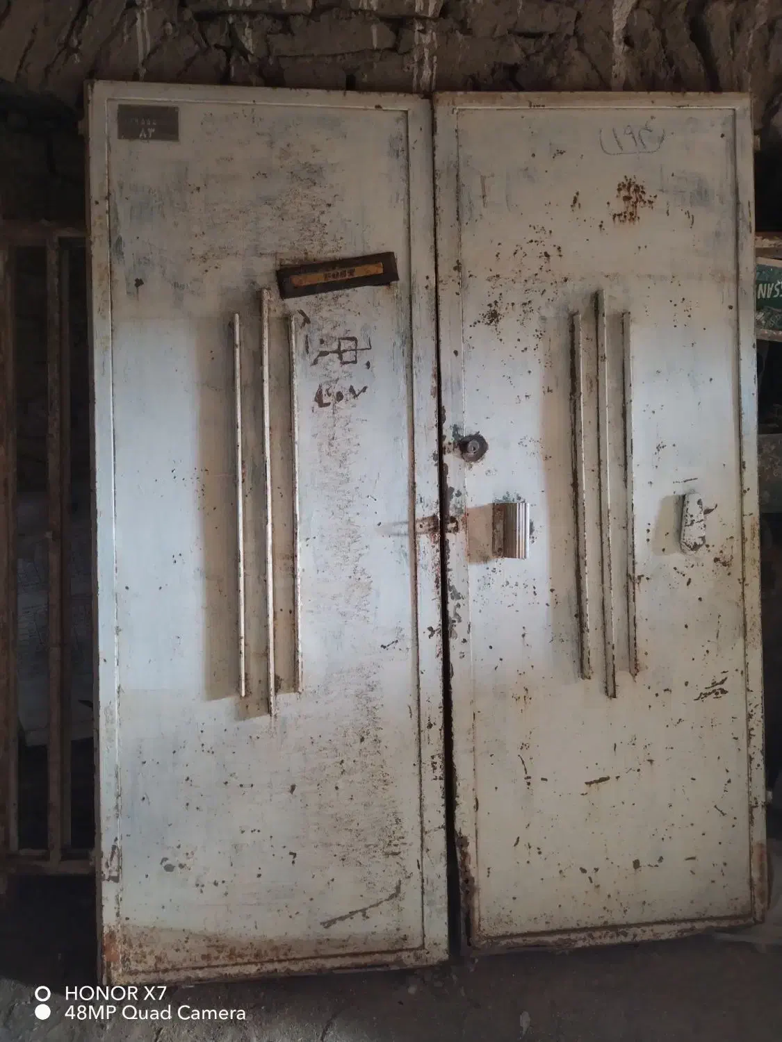 درب حیاط|مصالح و تجهیزات ساختمان|سبزوار, قصبه غربی|دیوار