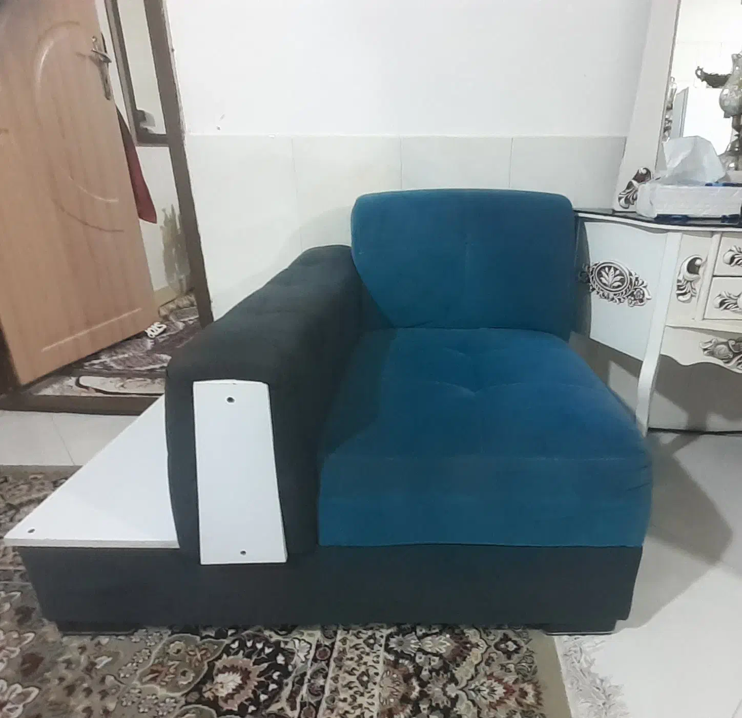 فروشی|فعالیت داوطلبانه تحقیقاتی|آشخانه, |دیوار