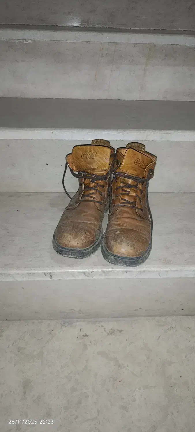 پوت چرم|کیف، کفش، کمربند|زنجان, |دیوار