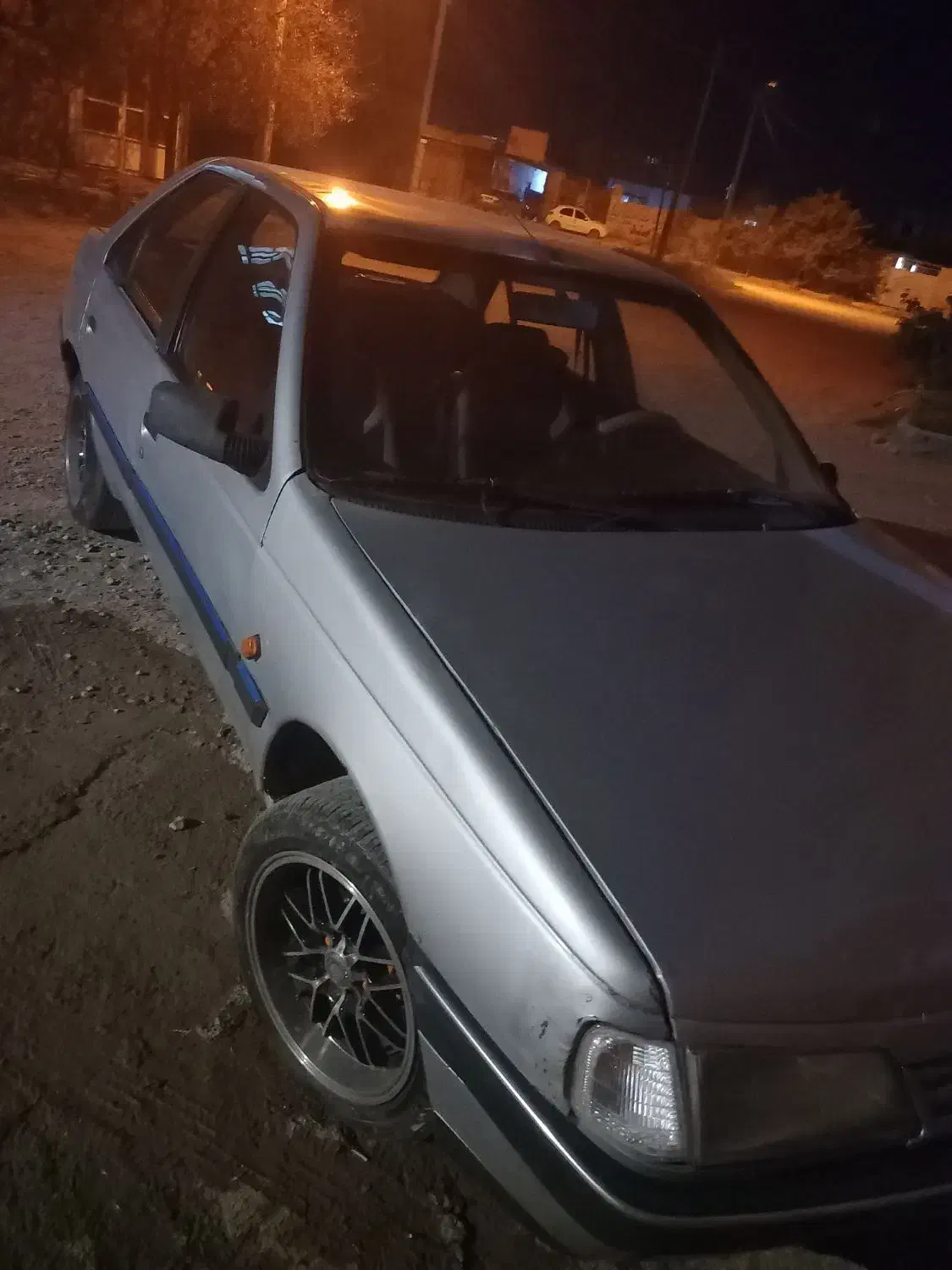 پژوسالم مرتب دوروبرش یکم رنگ داره شاسی پلمپ|خودرو سواری و وانت|قوچان, |دیوار