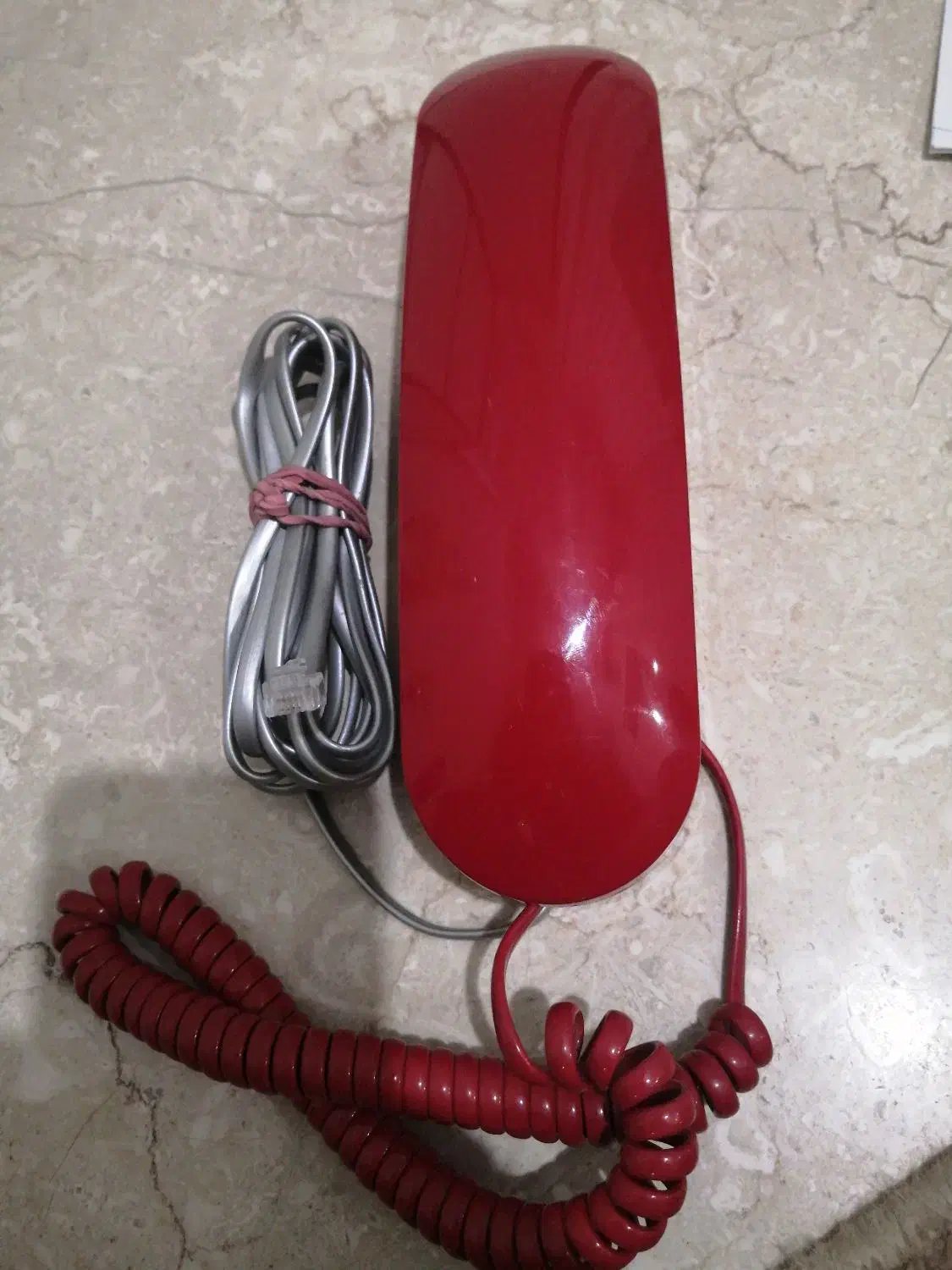 تلفن سیم دار قرمزکولکسیونی اصل المان|تلفن رومیزی|تهران, علم و صنعت|دیوار