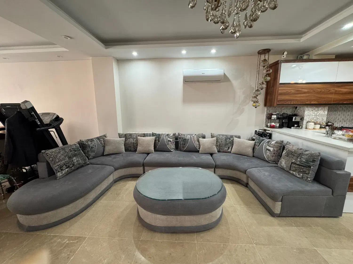 یک دست مبل مدل ال|مبلمان خانگی و میز عسلی|تهران, صادقیه|دیوار