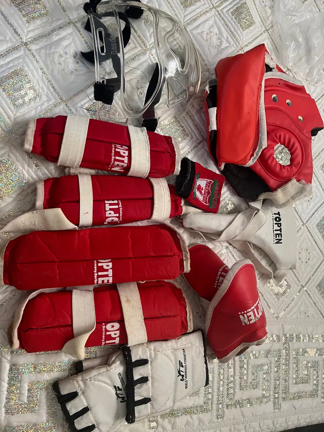 لباس تکواندو سایز ۱ با نقاب|لباس|رشت, حمیدیان|دیوار