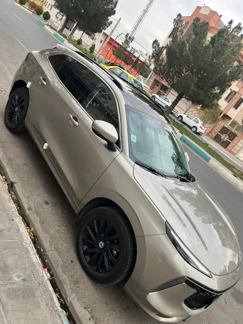 فروش فوری|خودرو سواری و وانت|تاکستان, |دیوار