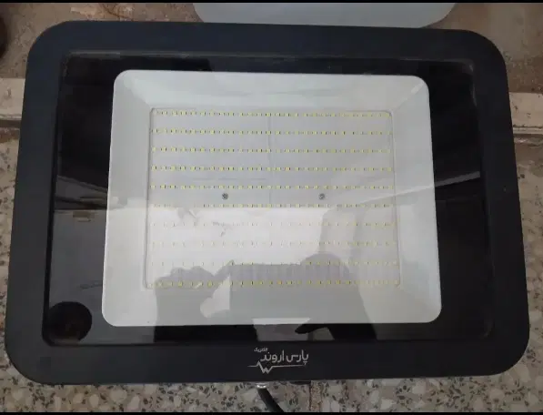 پرژکتور 200w|لامپ و چراغ|قدس, شهر‌قدس|دیوار