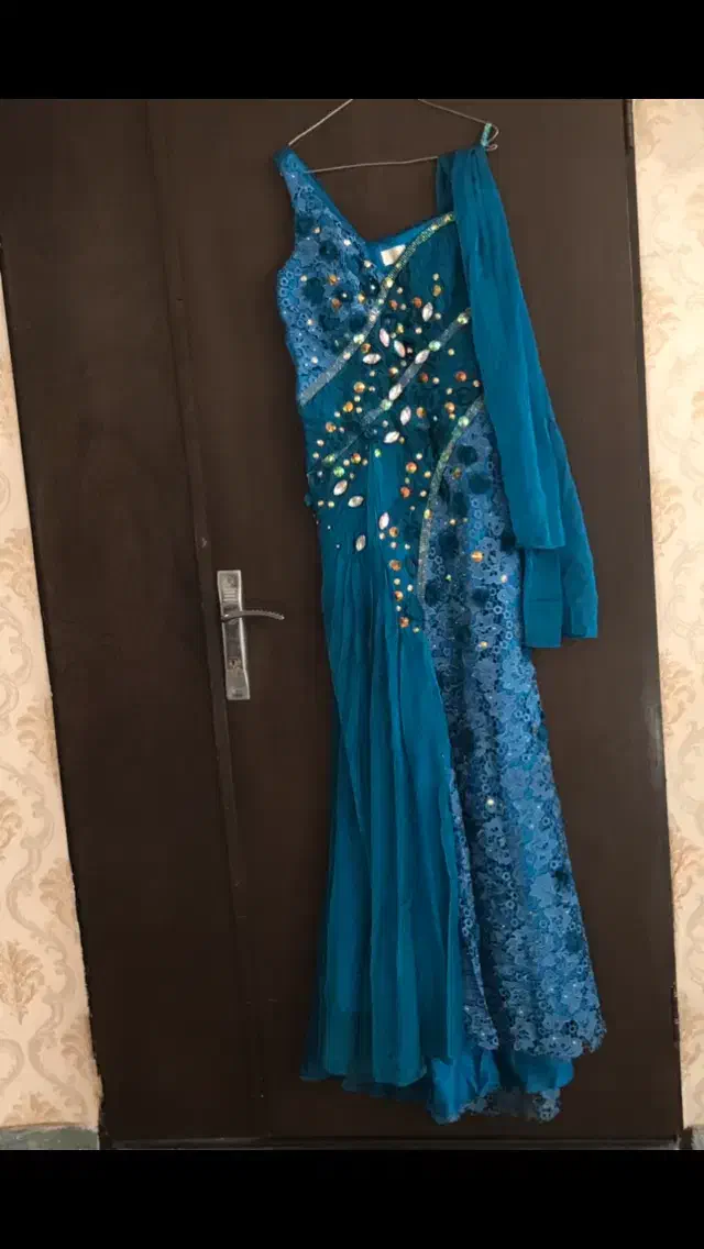 لباس مجلسی|لباس|نسیم‌شهر, |دیوار